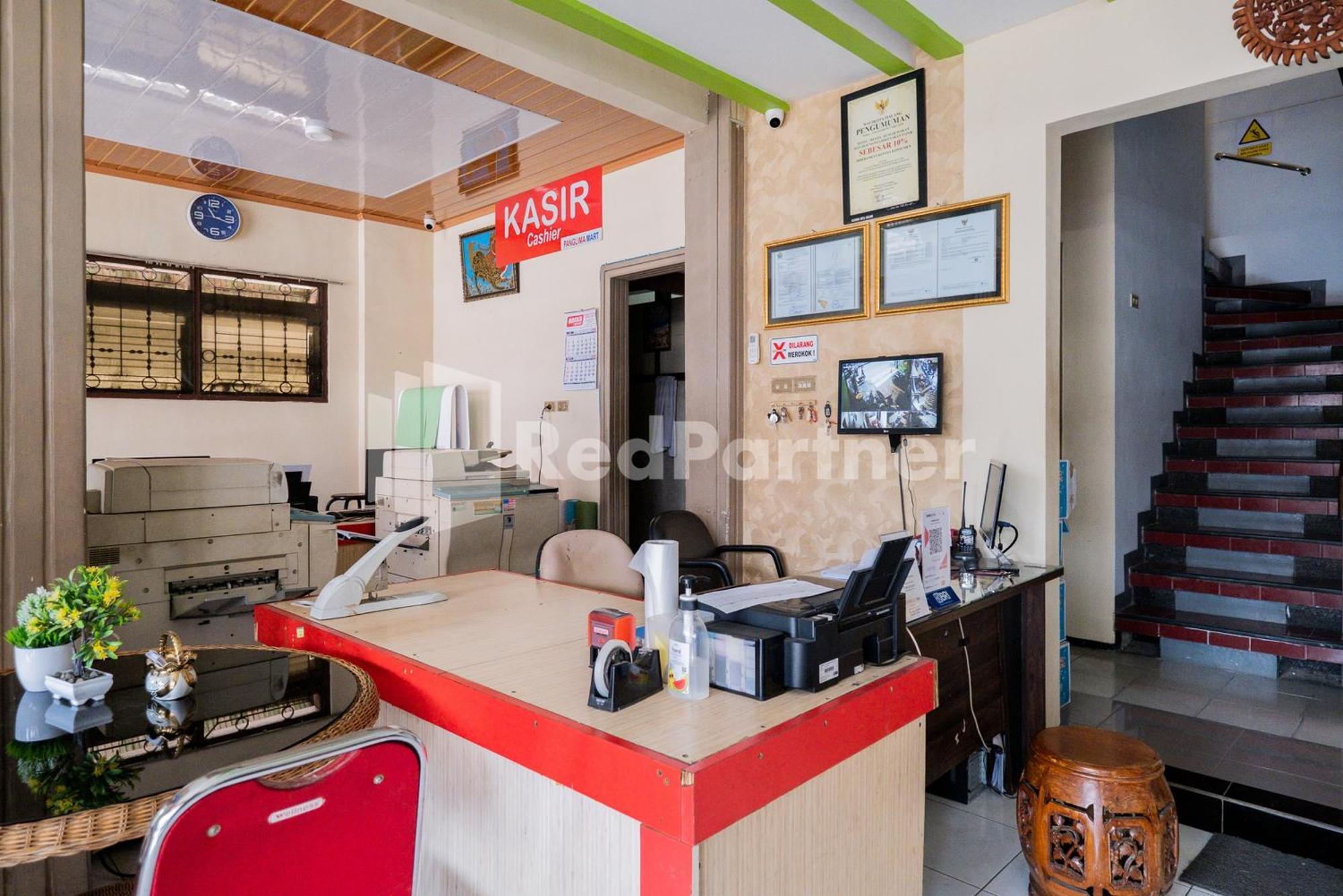 Swun Stay Inn At Sawahan Mitra Reddoorz Malang Exteriér fotografie